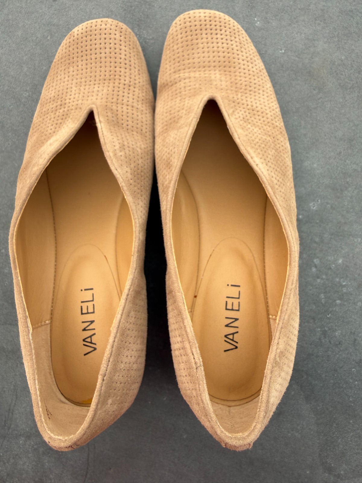 VANELi Beige Perforated Suede Wedge Loafers Comfort Shoes Women’s 7M