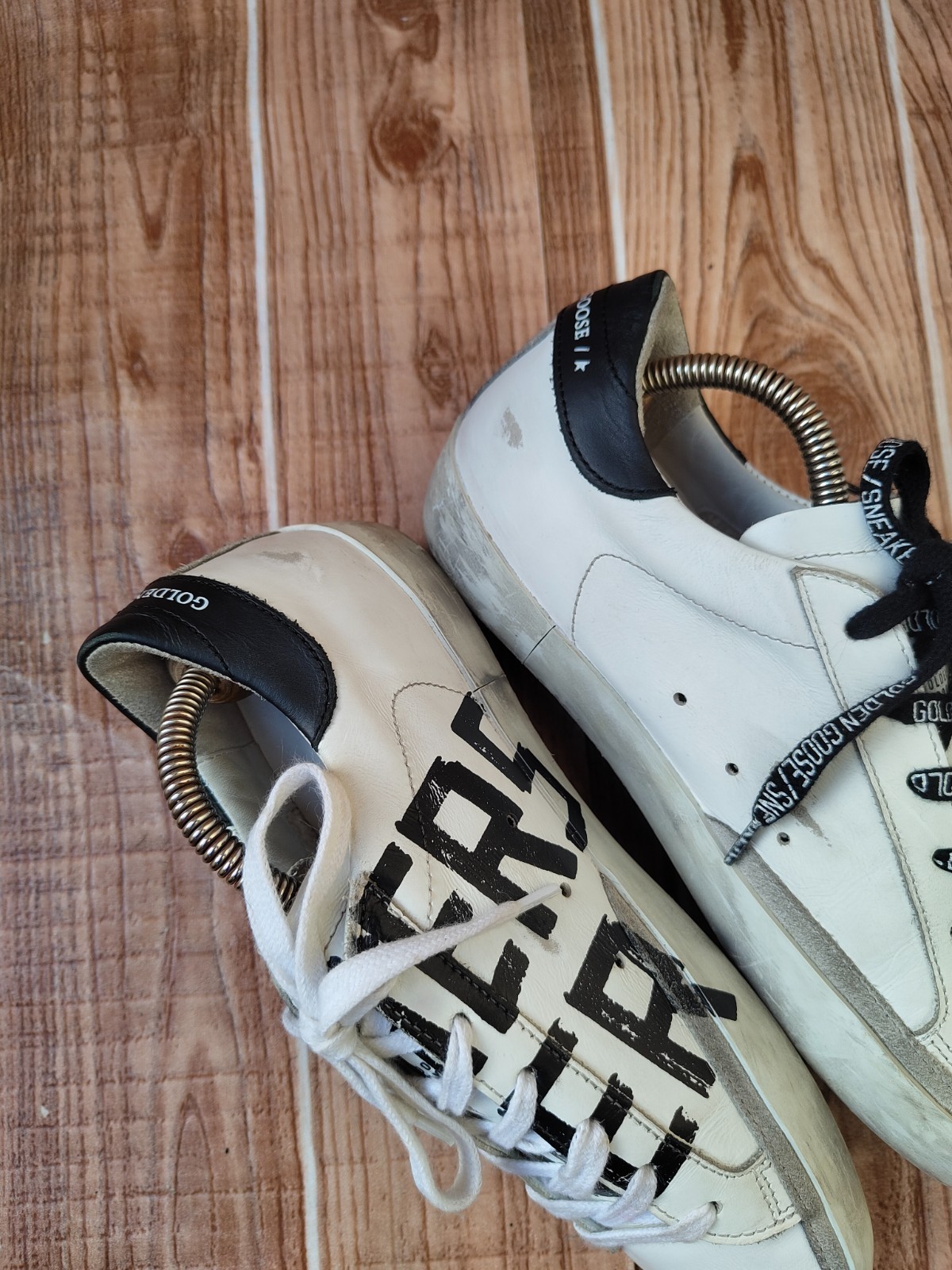 Golden Goose Superstar White Leather Graffiti Low Trainers EU 37 US 7