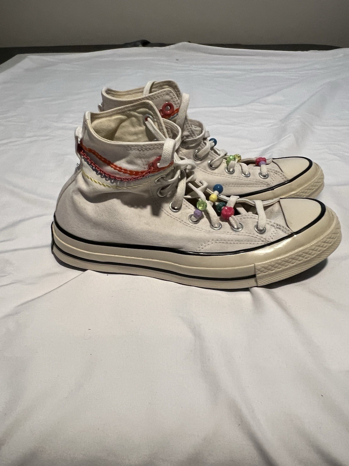 chuck taylor converse womens