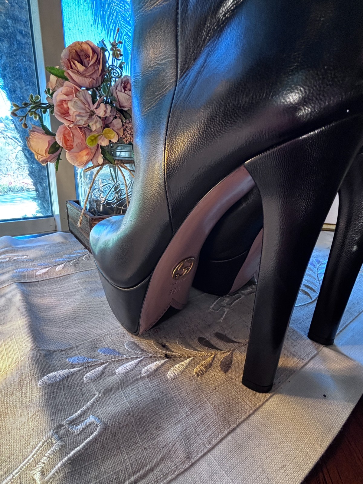 Authentic Gucci Black Leather Knee High Platform Boots Size 39.5 Italy High Heel