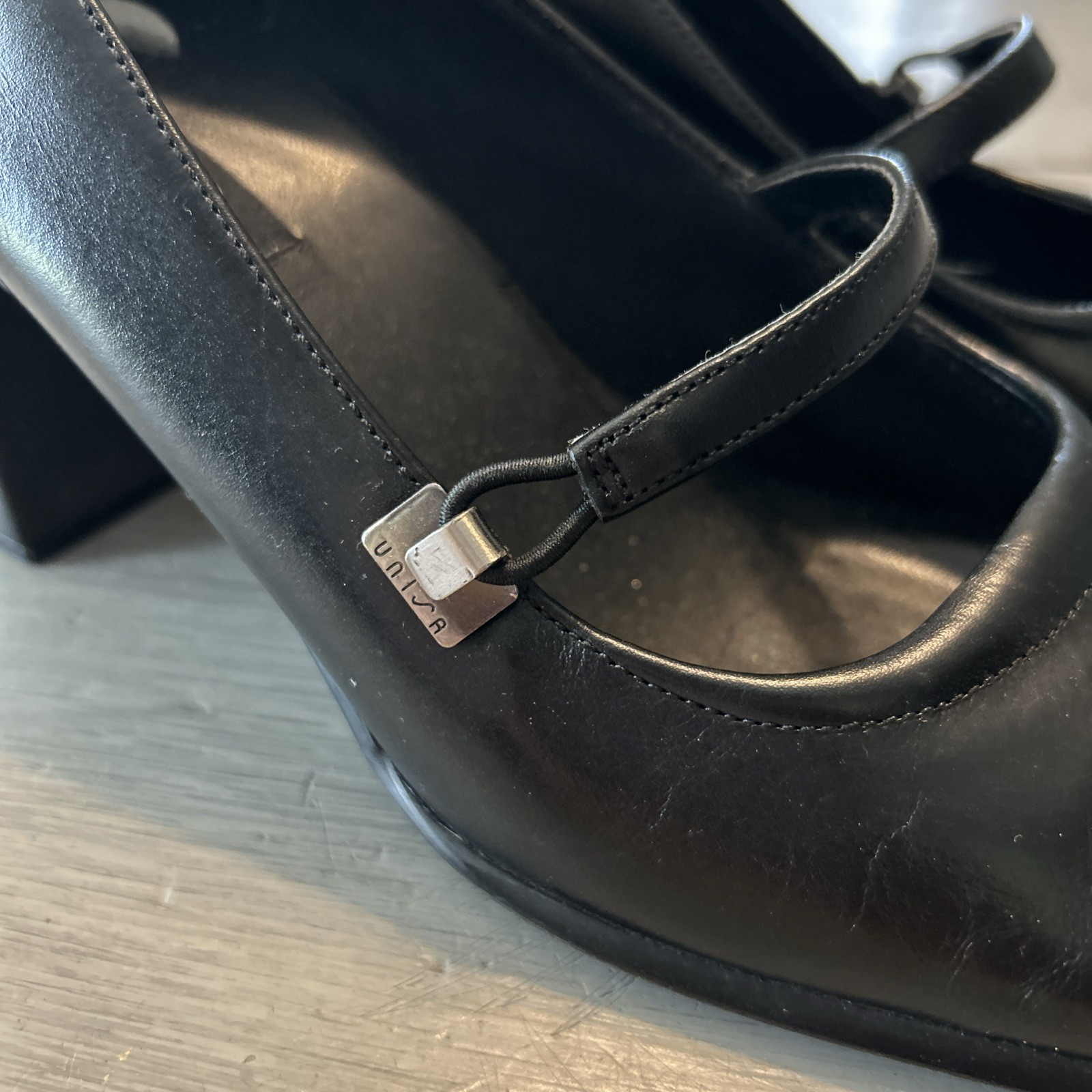 Vtg Unisa Black Leather Block Heel Square Toe Mary Jane Sz 9 Dark Academia