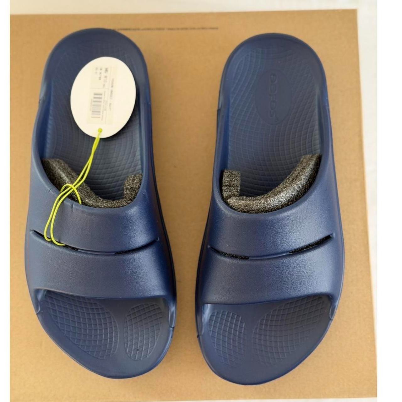Oofos OOahh Unisex Slide Sandal in Navy, Size 10 Women / 8 Men