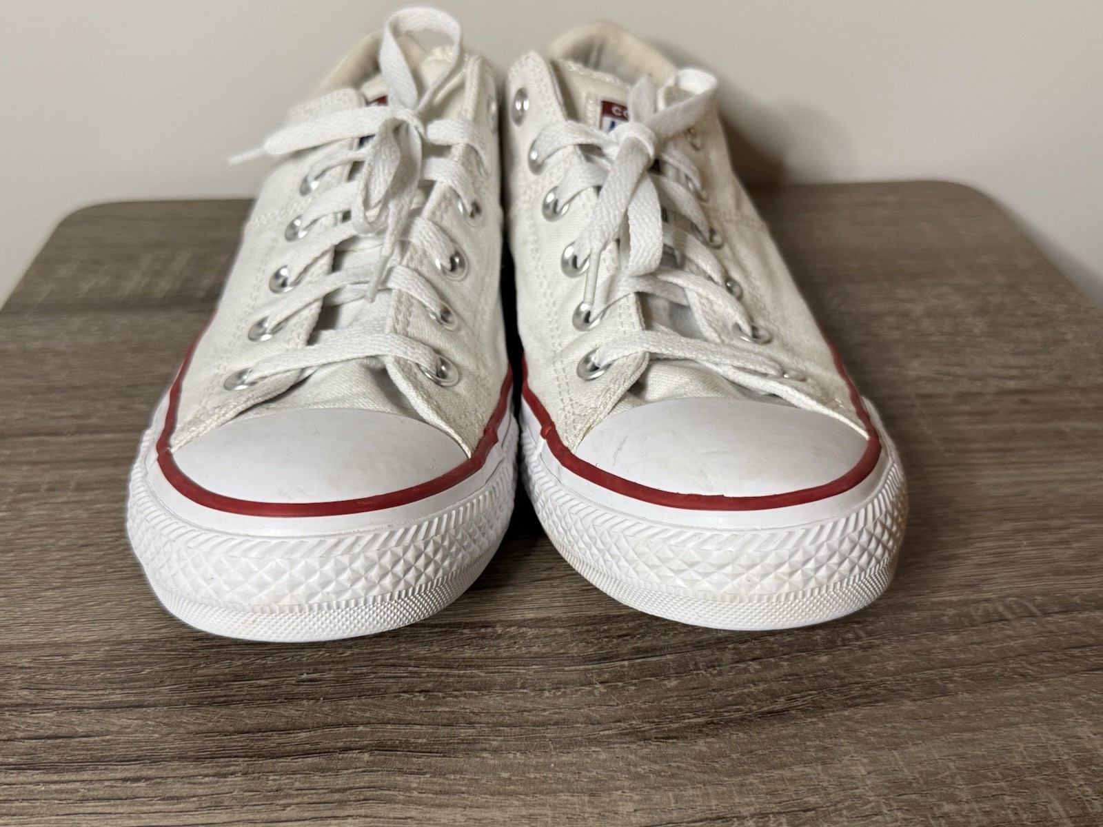 Converse Chuck Taylor All Star Madison White Low Top Women’s Sneakers Size 9.5