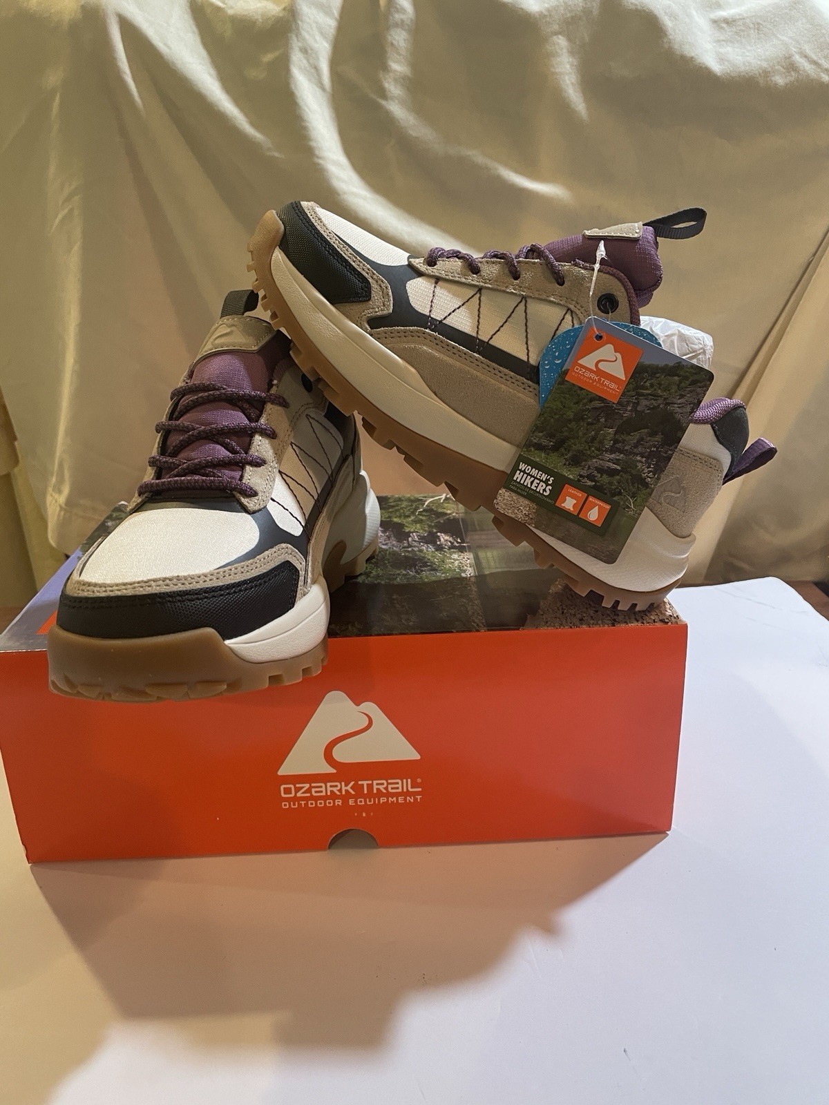 New OZARK TRAIL Women Leather Upper Waterproof Comfort Hiking Sneakers Beige Sz6