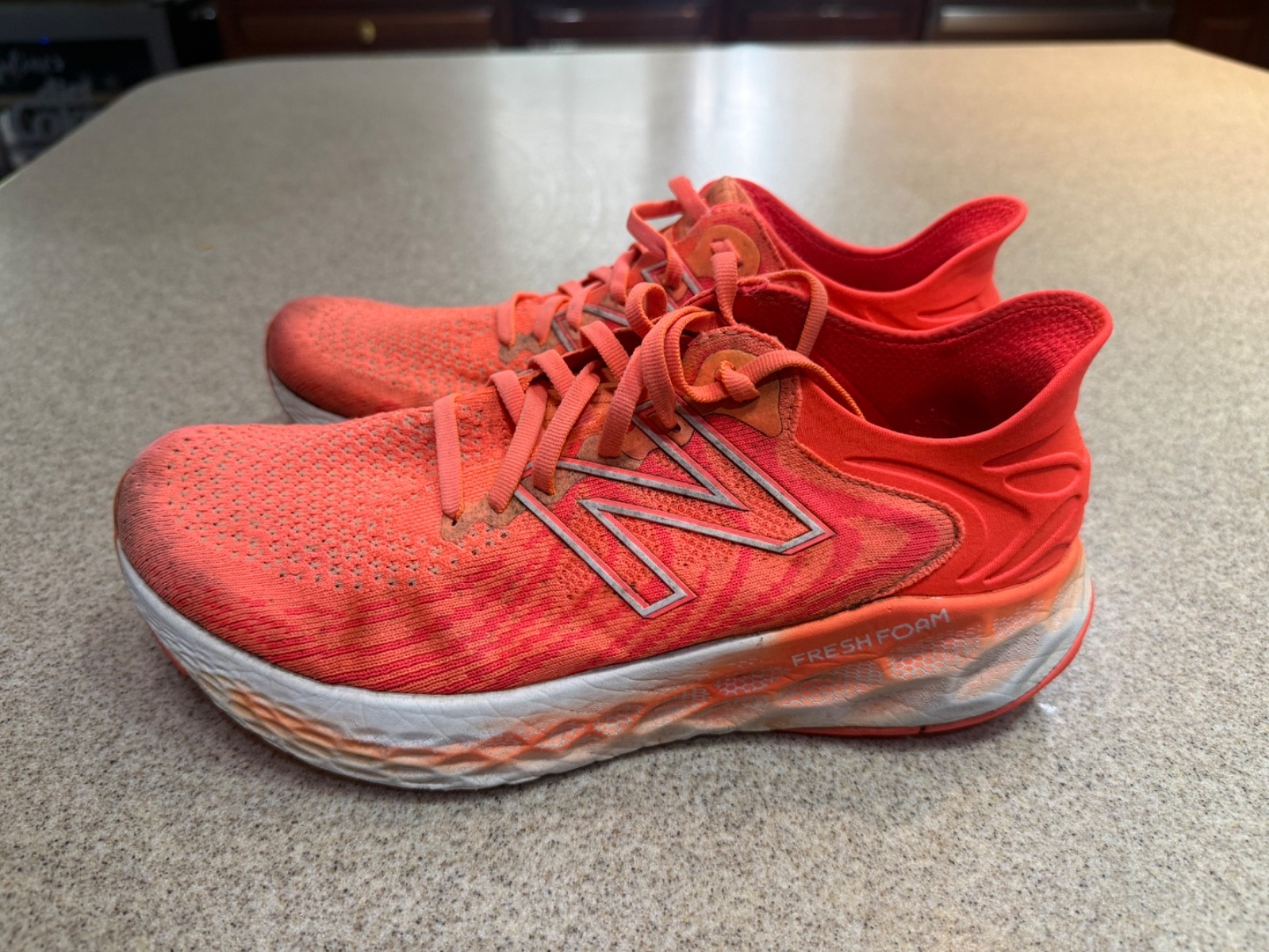 Size 10 – New Balance Fresh Foam 1080v11 Citrus W