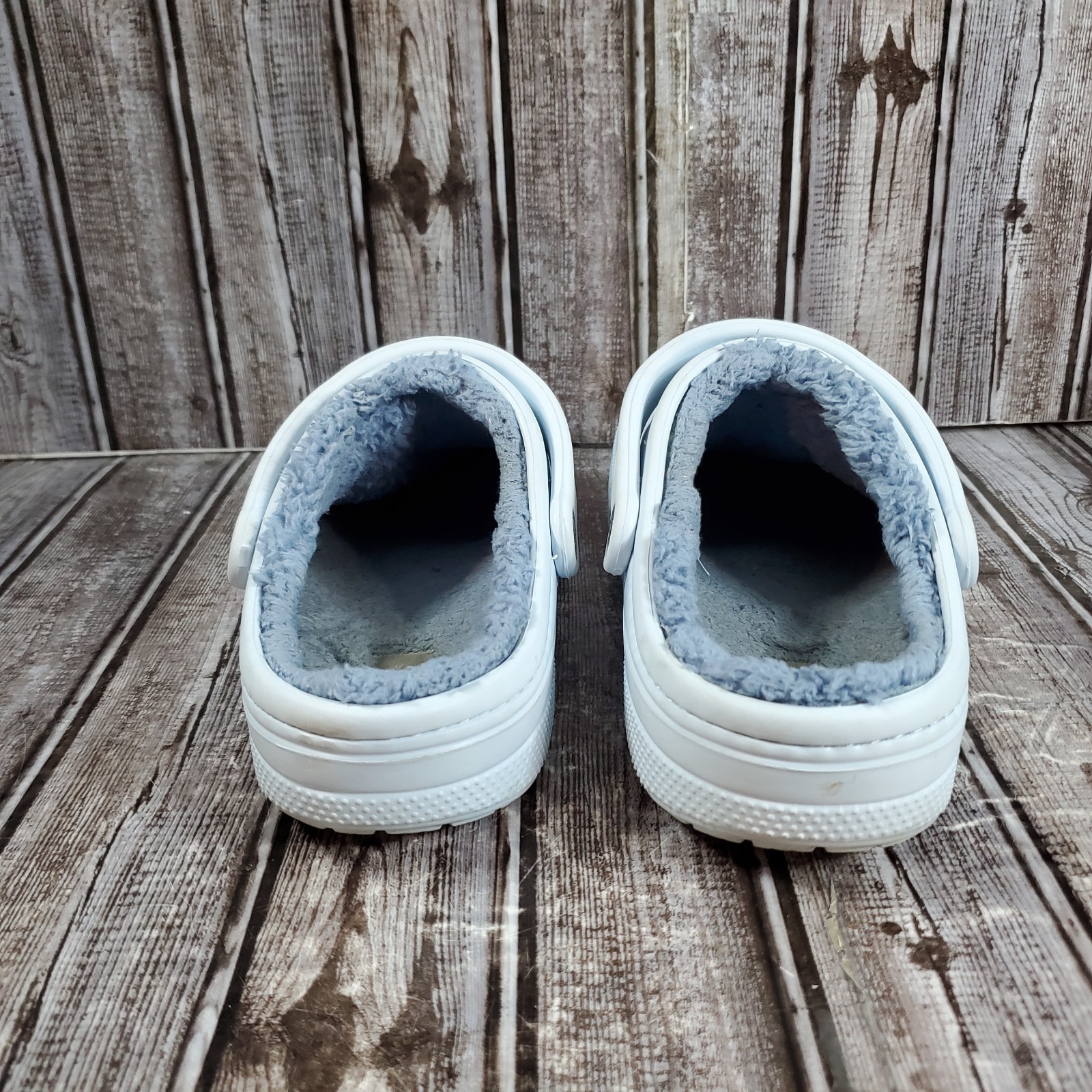 Crocs Unisex Baya Lined Faux Fur Strap Clogs Shoes Light Blue Women’s 8 Men’s 6