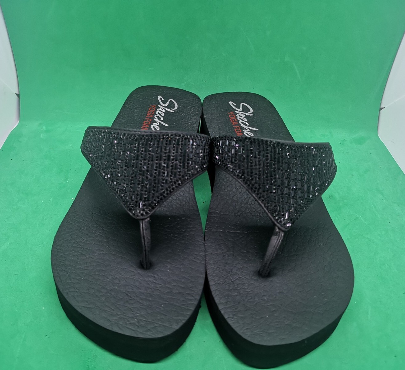 Skechers Yoga Foam 31601 Slip On Thong Flip Flop Sandals Women Sz 10 Black bling