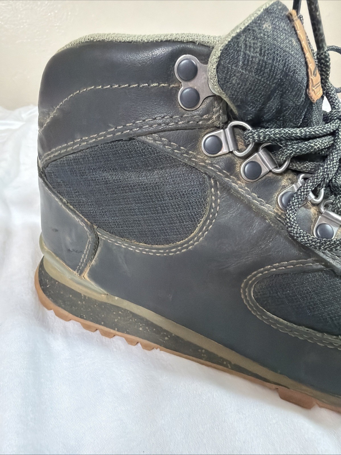 Danner Jag Mid Night Boots Womens 7 Black Leather/Mesh Hiking Trail Waterproof