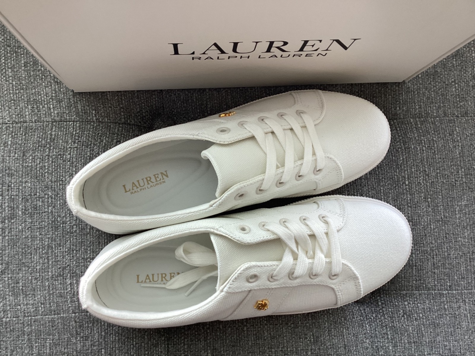 NWT Lauren Ralph Lauren Women’s Janson II Lace-Up Sneakers, size 9.5