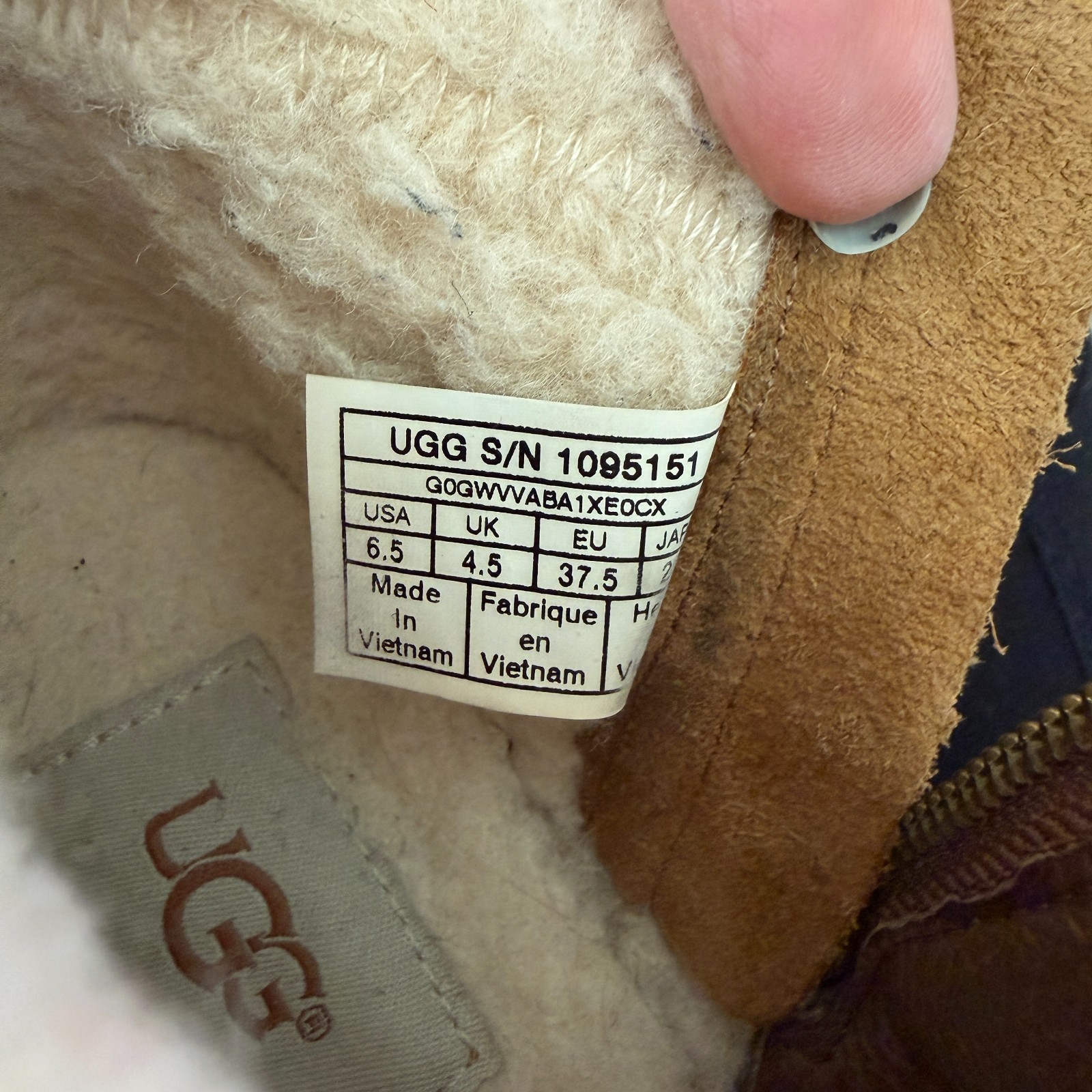 UGG Benson II waterproof ankle boot in brown leather buckle strap curly wool 6.5