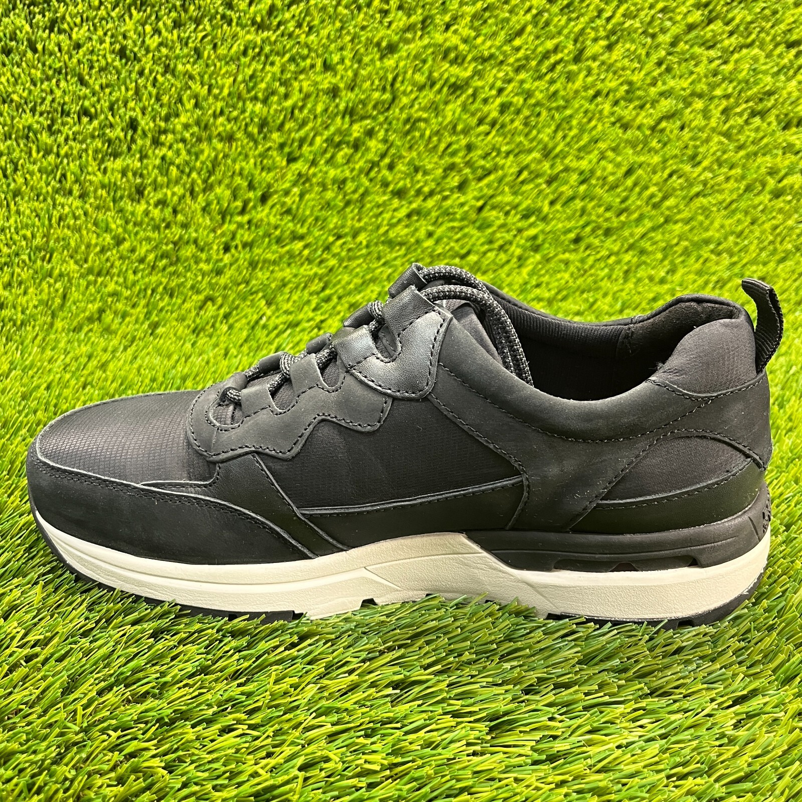 Rockport Pulse Tech Womens Size 8.5M Composite Toe Outdoor Work Shoes Sneakers