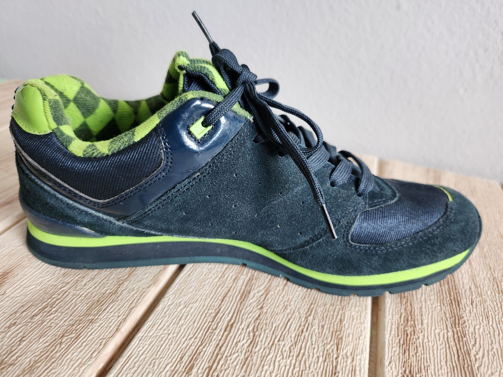 Frontline FL10 Dance Sneakers Blue Navy and Electric Green Women’s 9.5