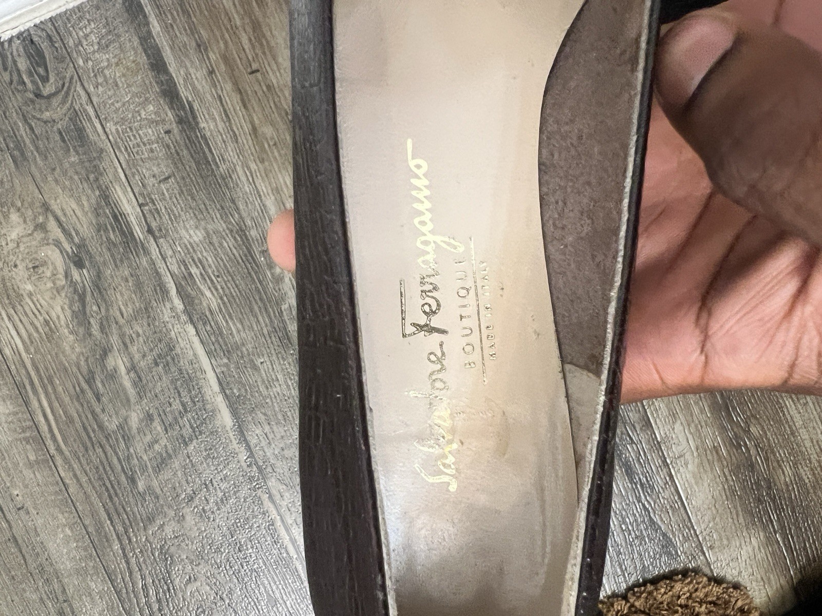 Salvatore Ferragamo Brown Croc-Embossed Leather Pumps Square Toe 10.5