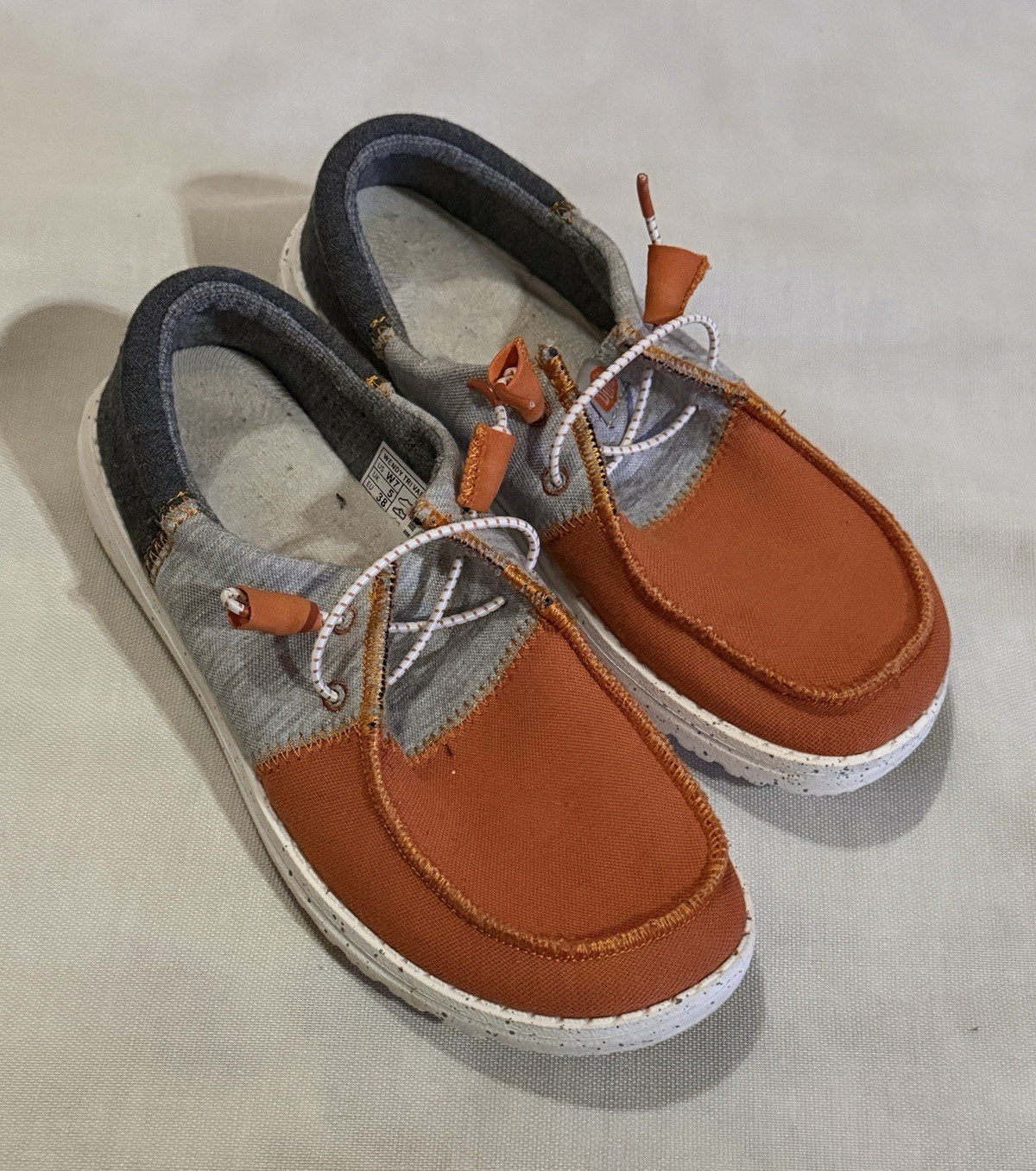 Hey Dude Wendy Tri Varsity Women’s US 7 Orange/Gray Colorblock Lace-Up Canvas