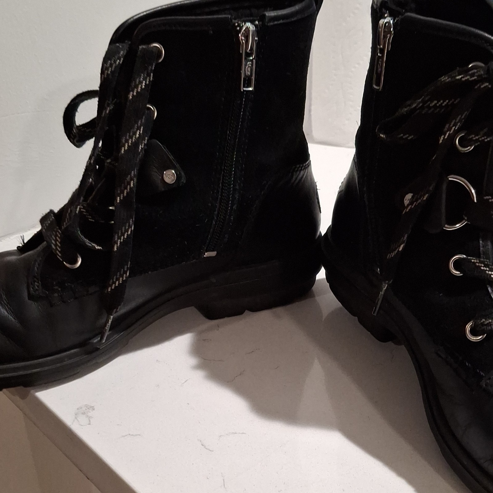 UGG Hapsburg Hiker Black Waterproof Leather Suede Duck Rain Boots Size 9