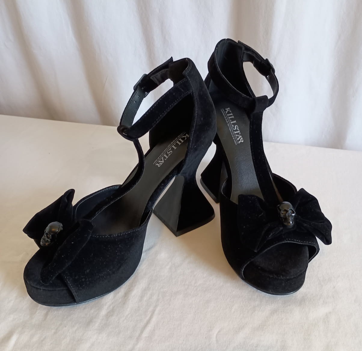 KILLSTAR Ravenette Velvet Platform Spool Heel Pumps Womens Size 8, 4.5 Inch Heel