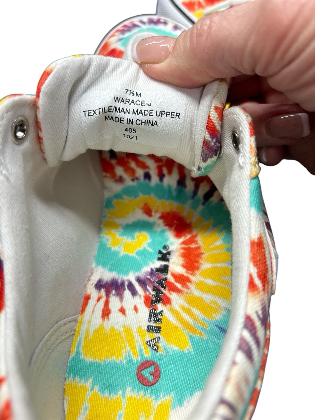 Air Walk Women’s Tie Dye Low Top Sneaker, Warace J • Size 7.5 M New