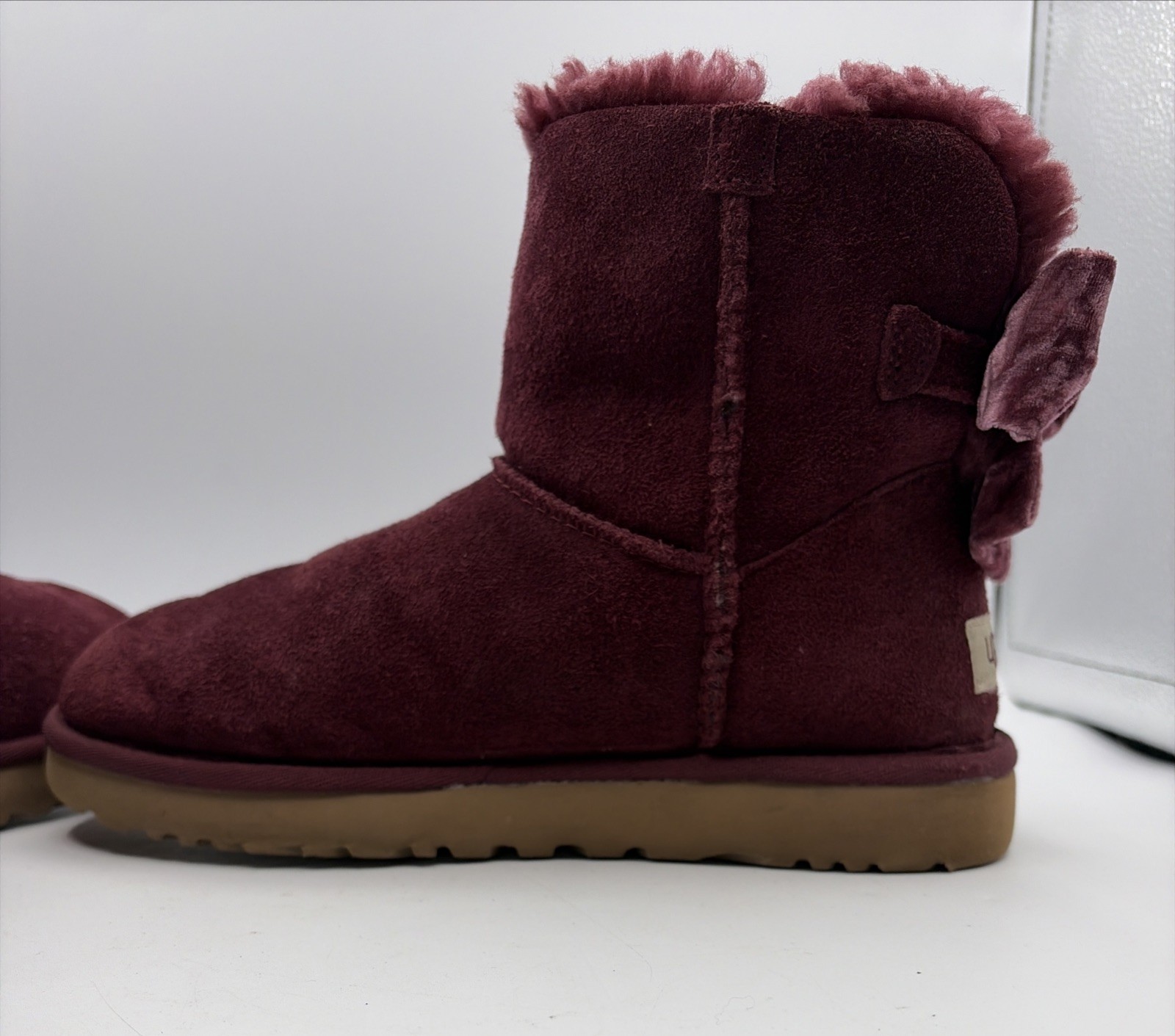UGG Burgundy Velvet Bow Ankle Bootie Lined Comfort Women’s US 8 EU 39 UK 6