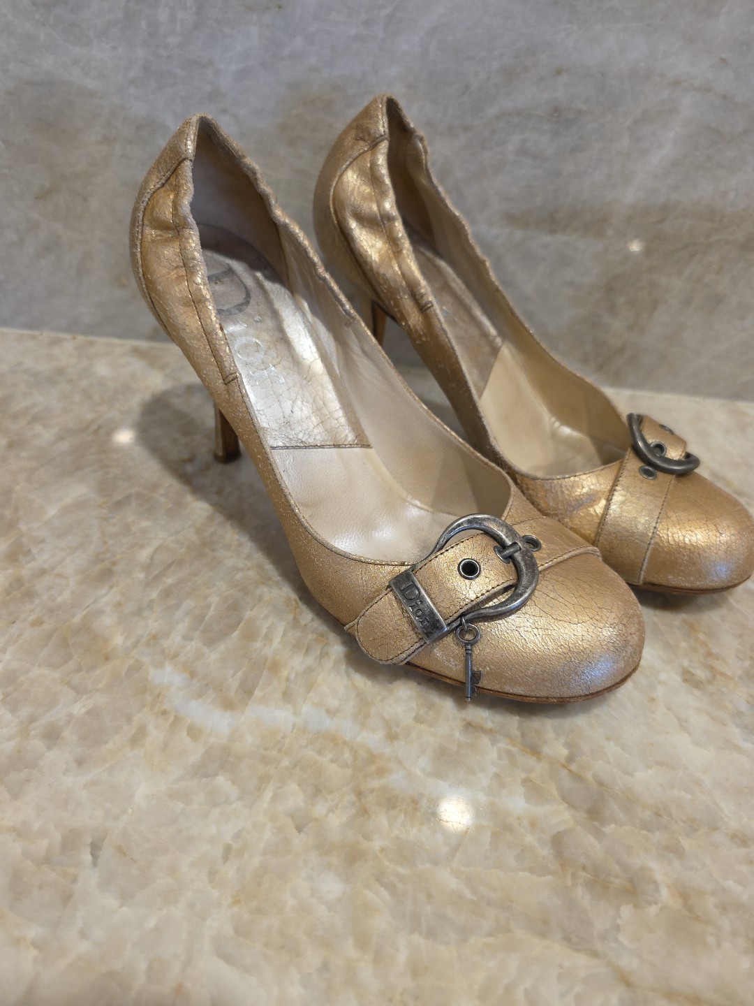 Gorgeous Designer Christian Dior Gold Pumps 38.5