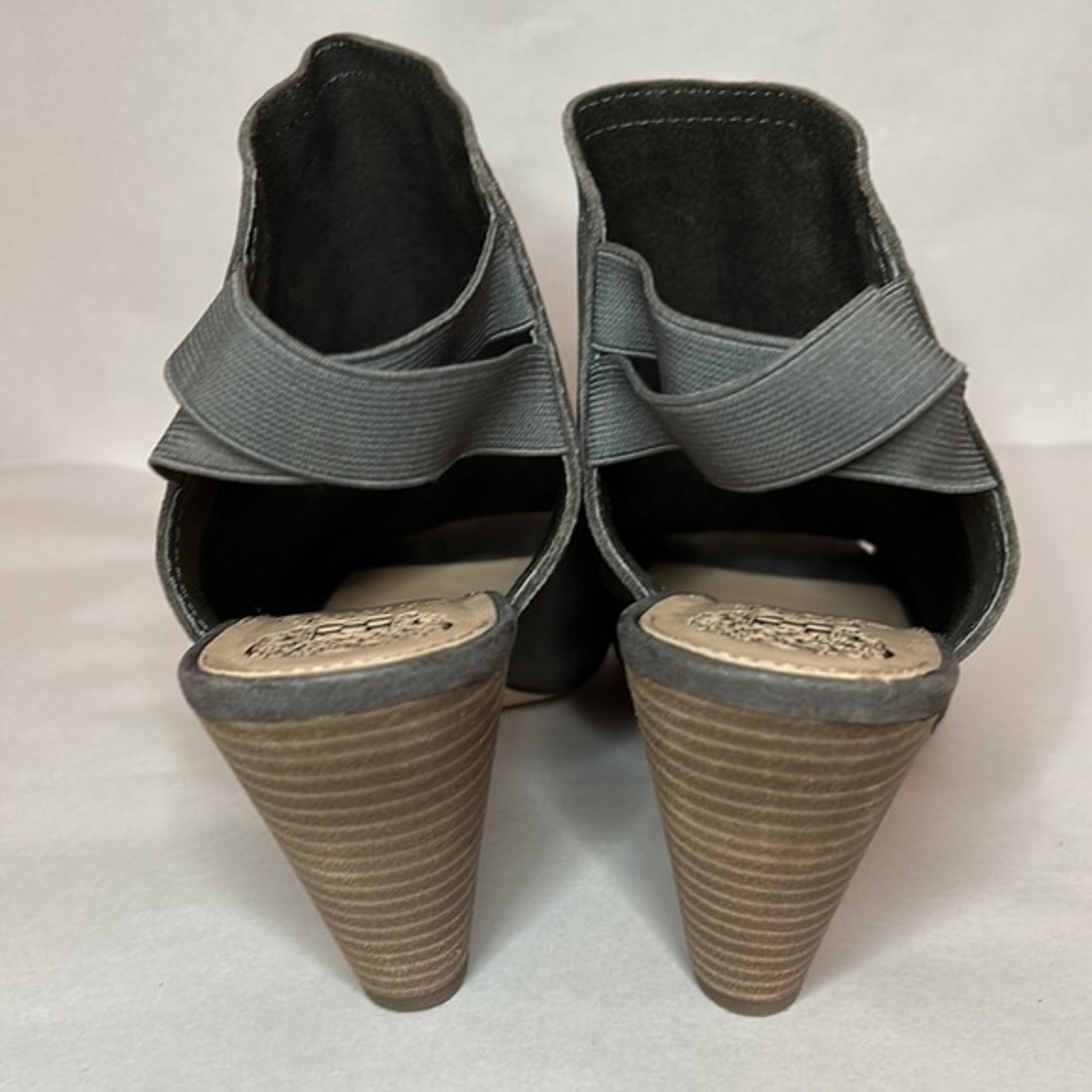 Vince Camuto X Revolve Edora Heel in Grayston