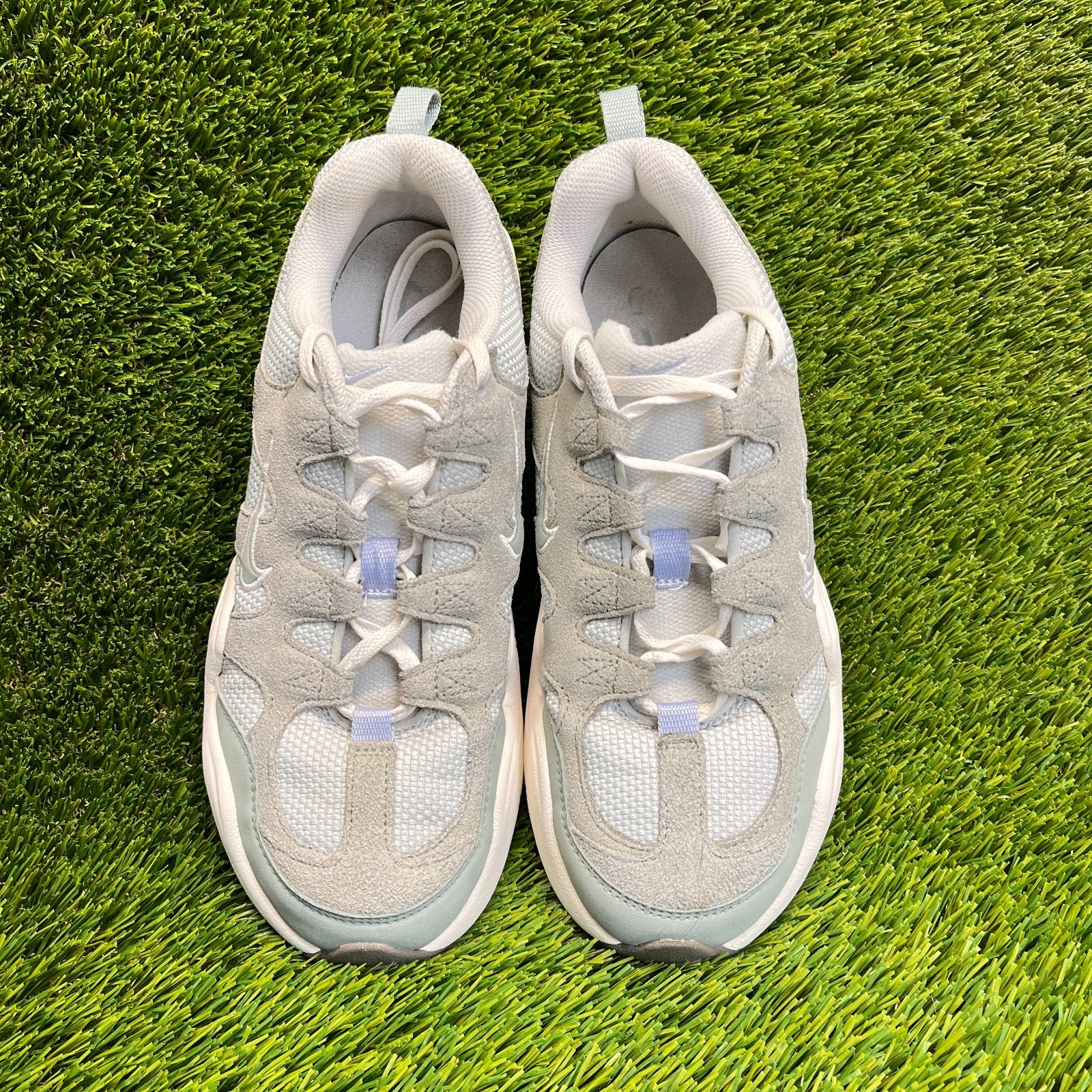 Nike Tech Hera Womens Size 9 Mica Green White Athletic Walking Shoes Sneakers
