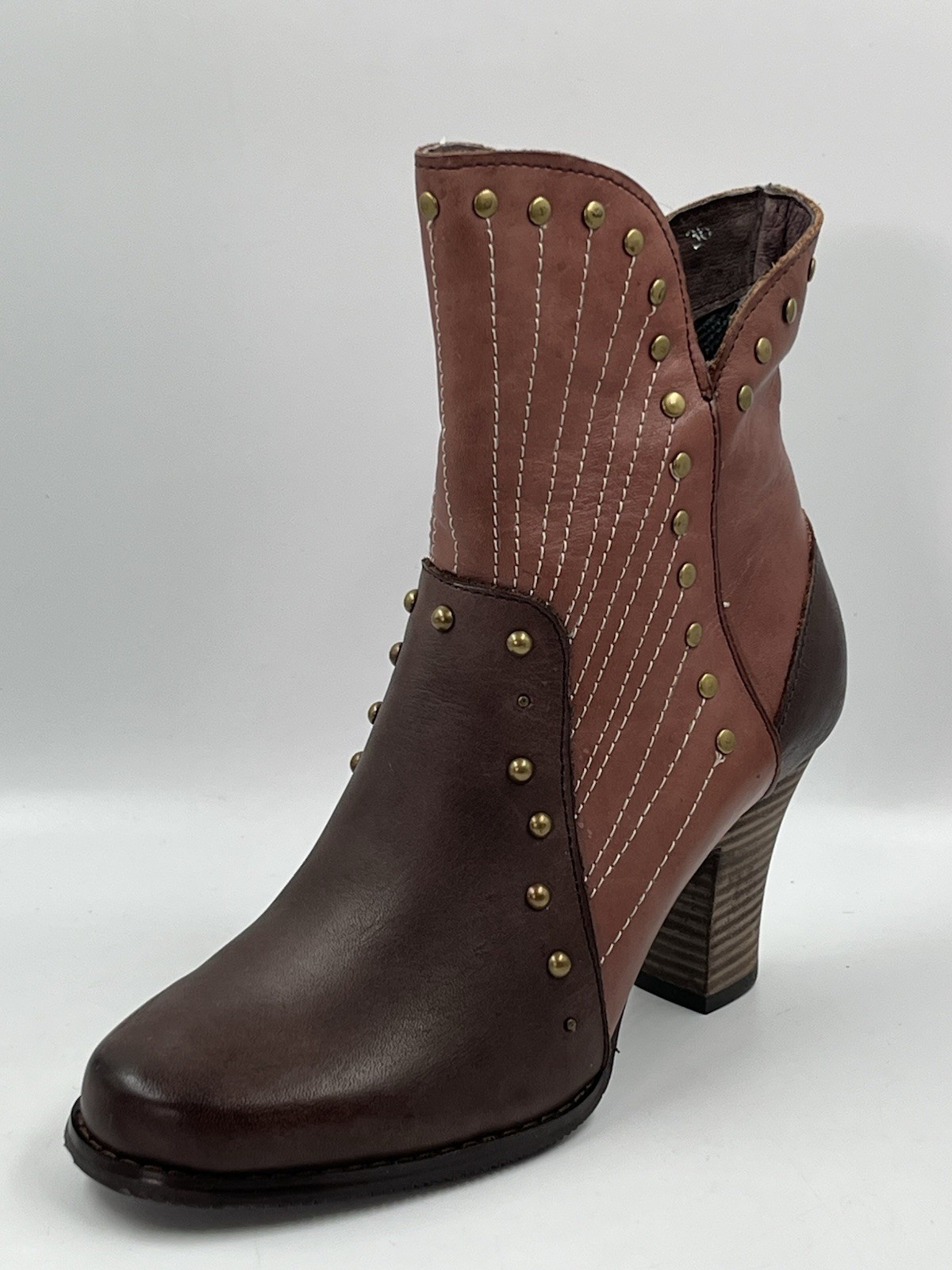 L’artiste Spring Step Quiddity Studded Brown Leather Mid Calf Heeled Boots Sz 6M