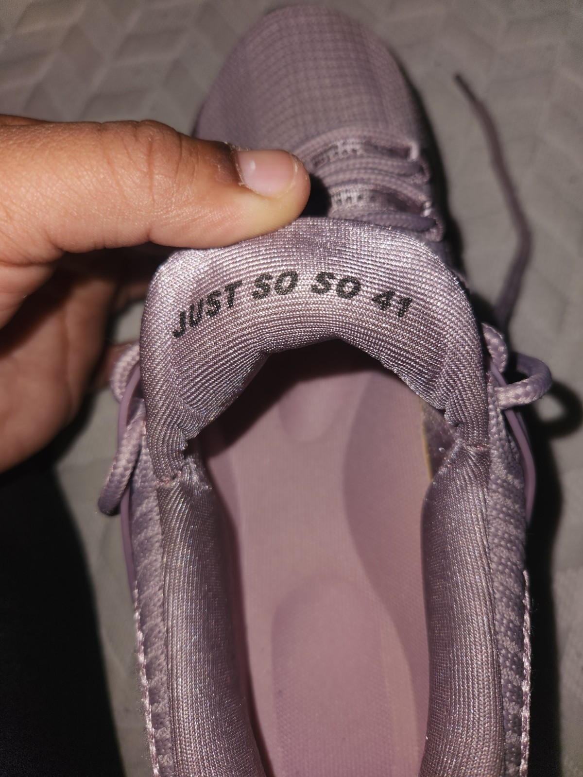 JUST SO SO Women’s Size 8.5 (40) Running Walking Shoes Lavender Non-Slip Blade