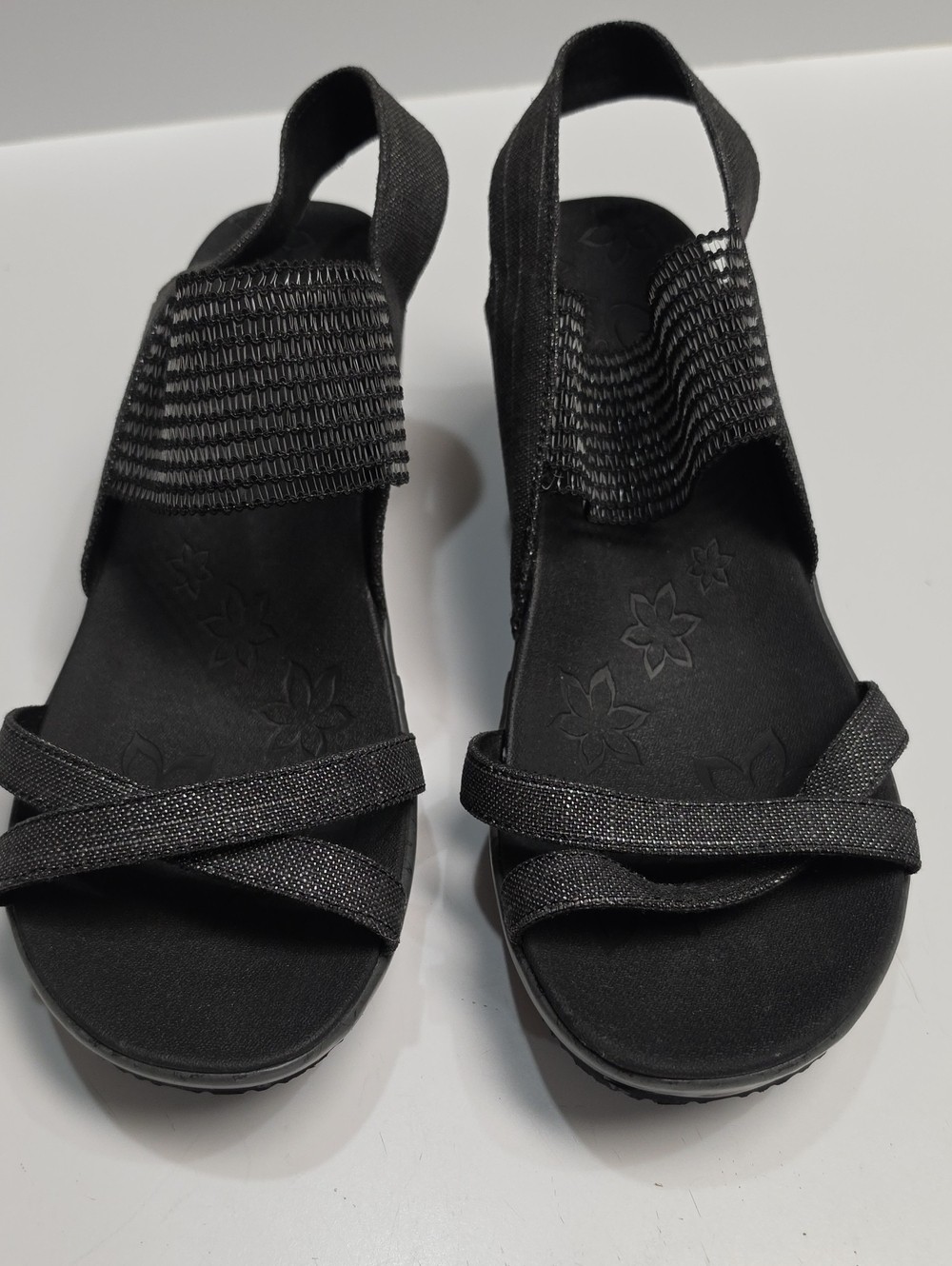 Skechers Cali Beverlee-High Tea Wedge Black Elastic Strap Sandals – Size 11W
