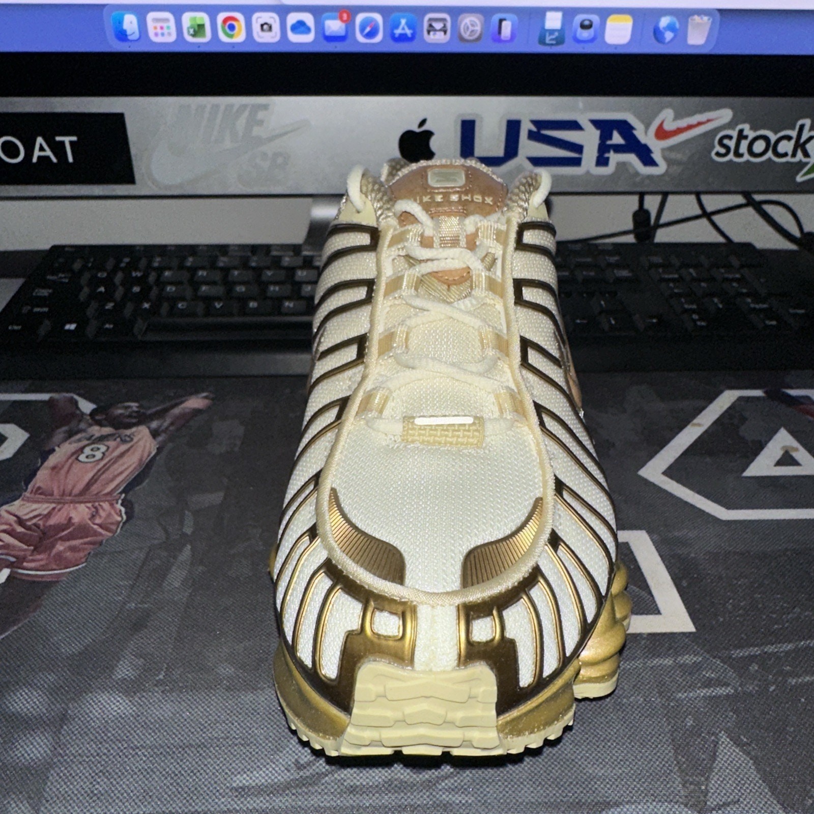 New Women’s Size 6.5 Shox TL Total Gold IM7189-113