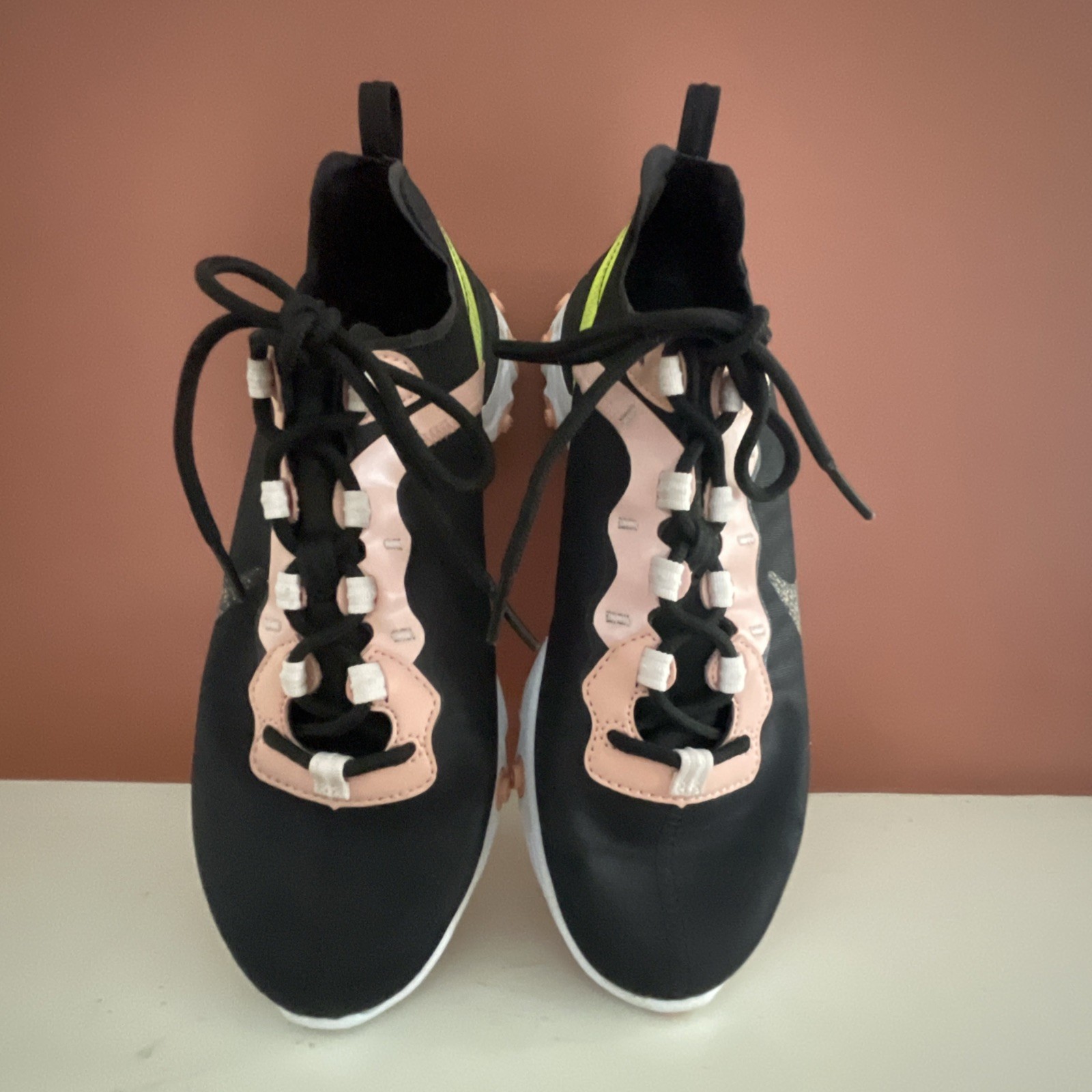 Nike CD6964-002 Women React Element 55 Shoes Sneakers Black Coral Size 8