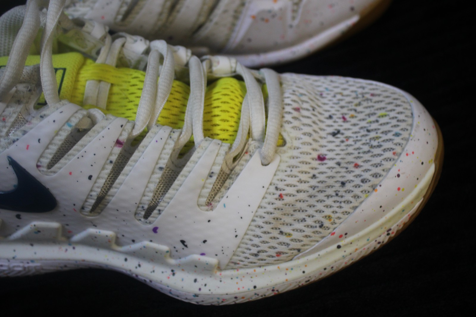 Size 8.5 – Nike Court Air Zoom Vapor X HC White Speckled W