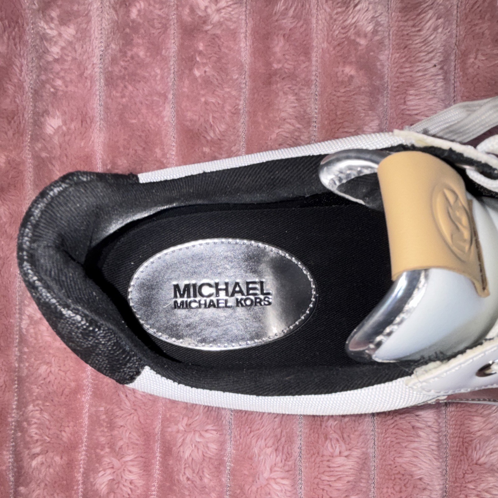 Michael Michael Kors Women’s Low Top Lace-Up Sneakers White/Black/Silver Logo