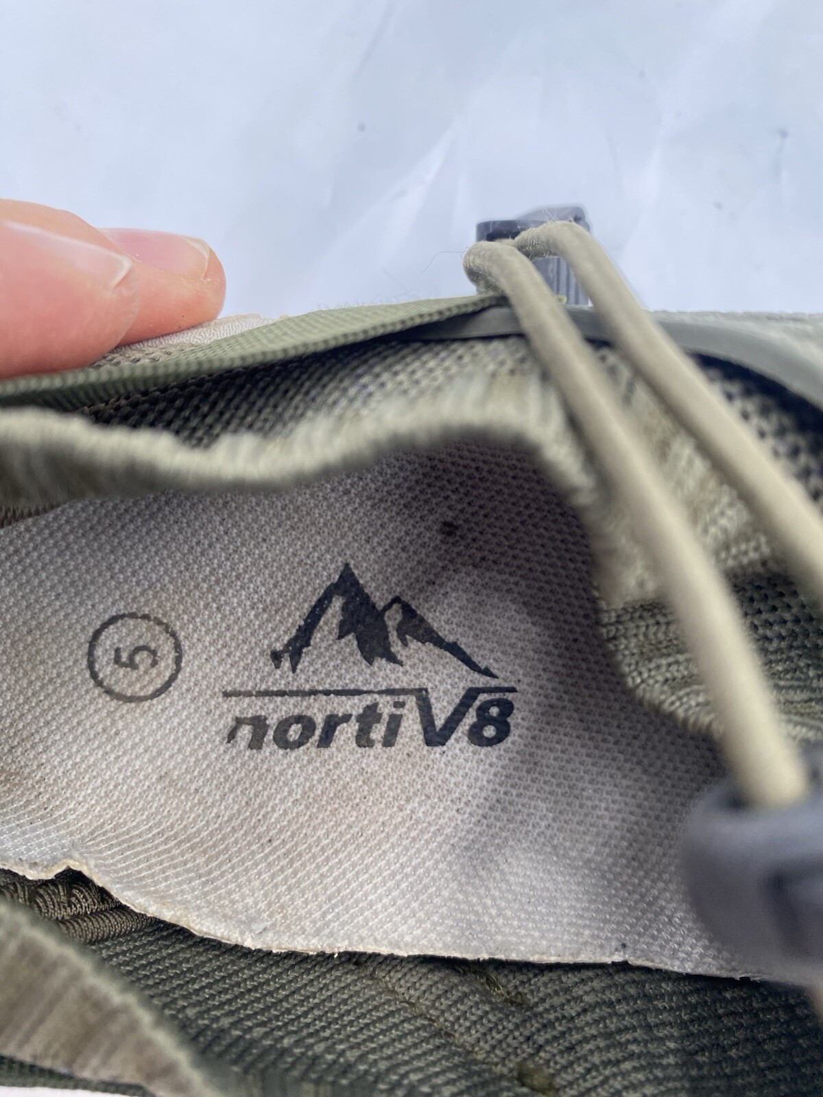 NORTI V8 AQUA-K2 Women’s Size 5 Army Green Comfort Hiking Sneakers