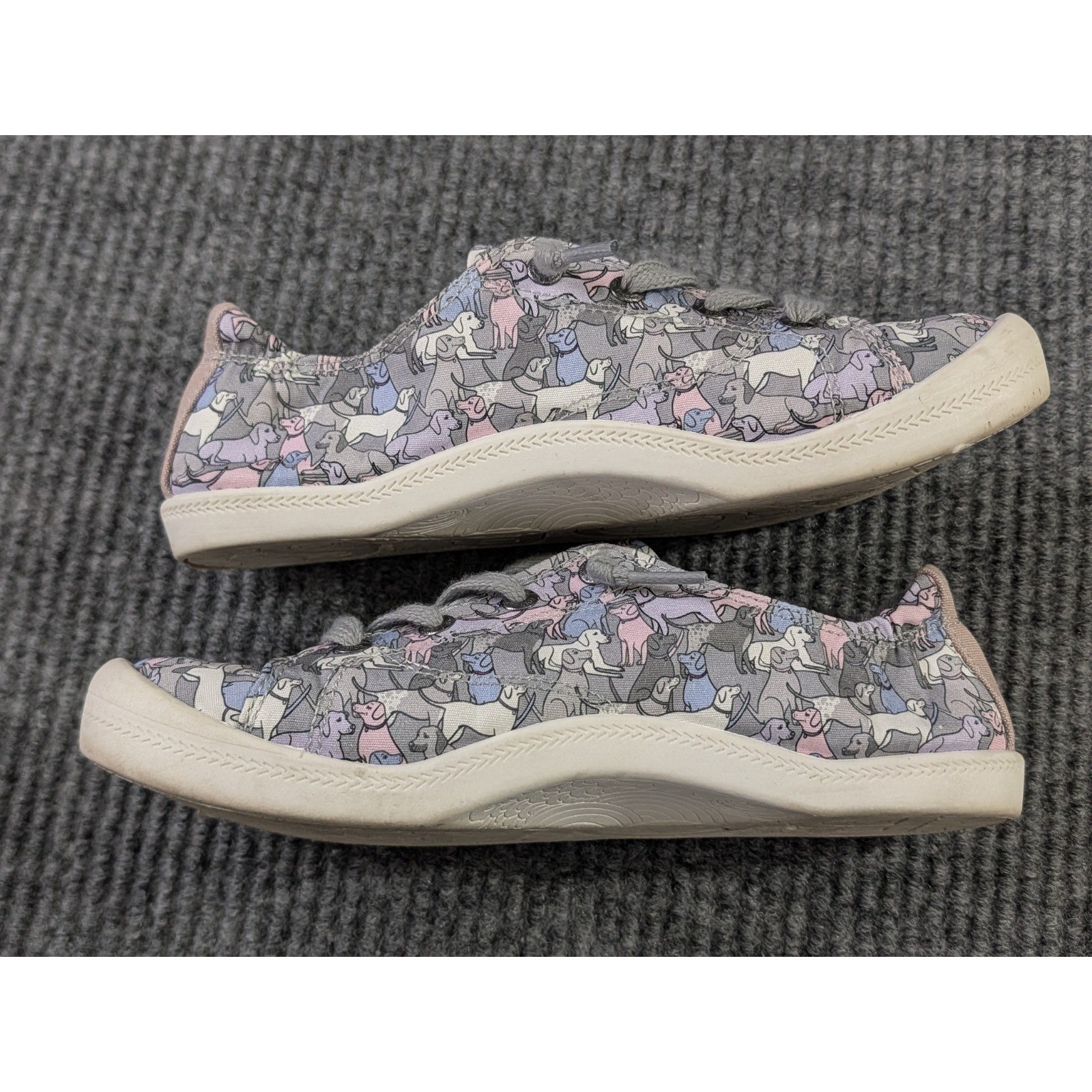 Skechers Bobs Dogs Beach Bingo Sneaker Womens 6.5 Gray Slip On Casual Travel