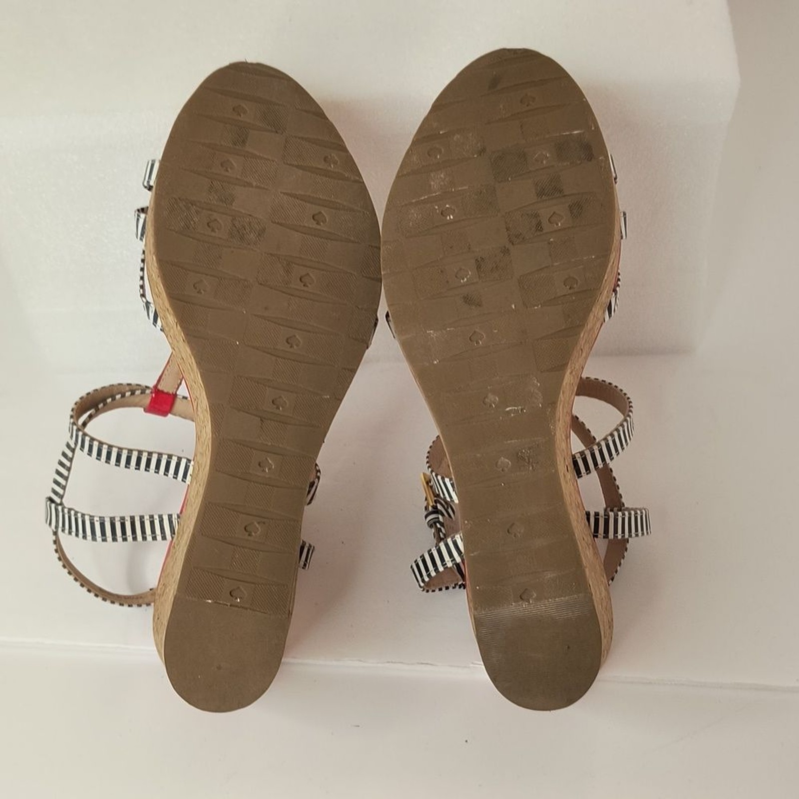 Kate Spade Tropez Striped Patent Leather Cork Wedges Sandal sz: 8.5M
