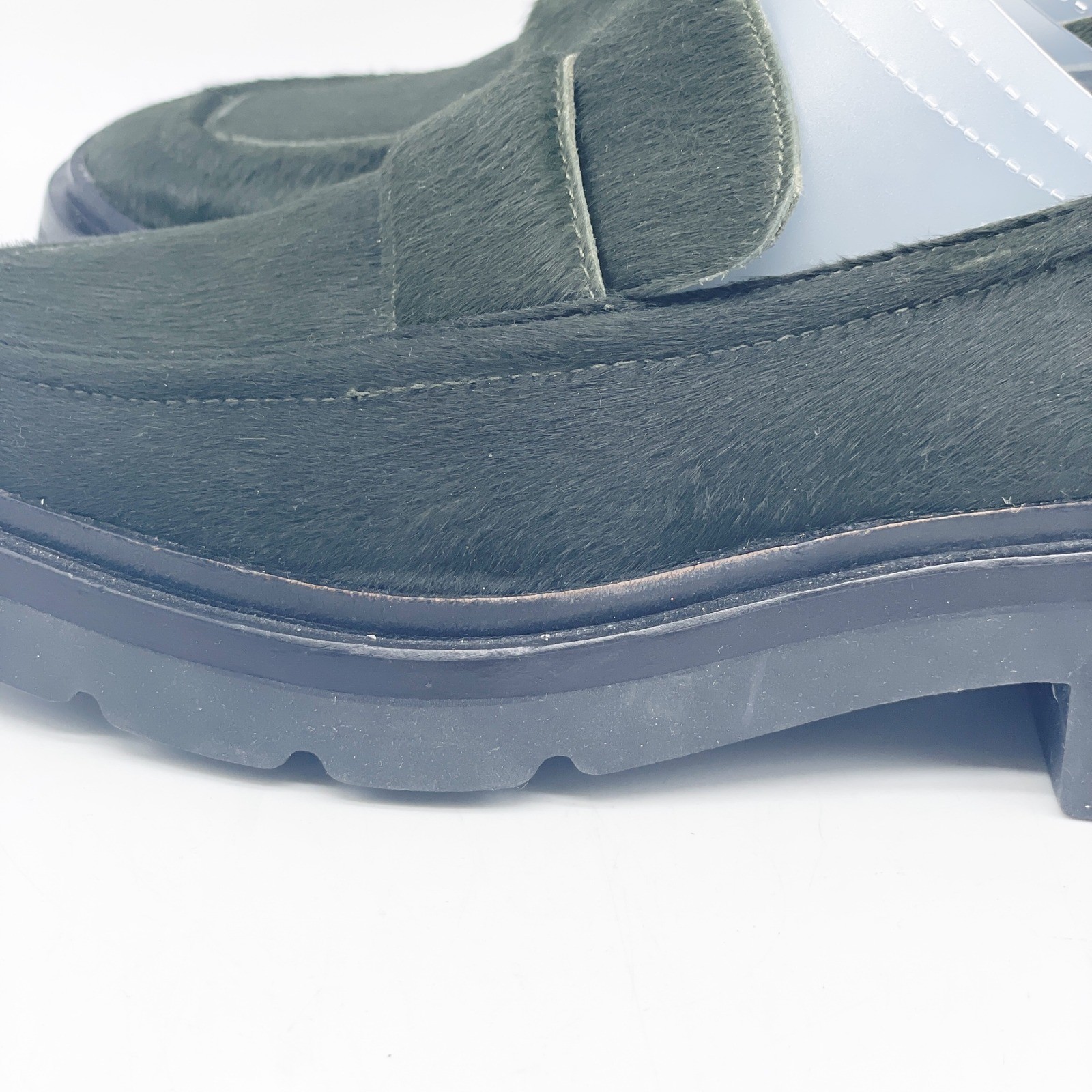 Vince Women’s Robin Genuine Calf Hair Lug Sole Loafer Olive Green US 6 / EUR 36