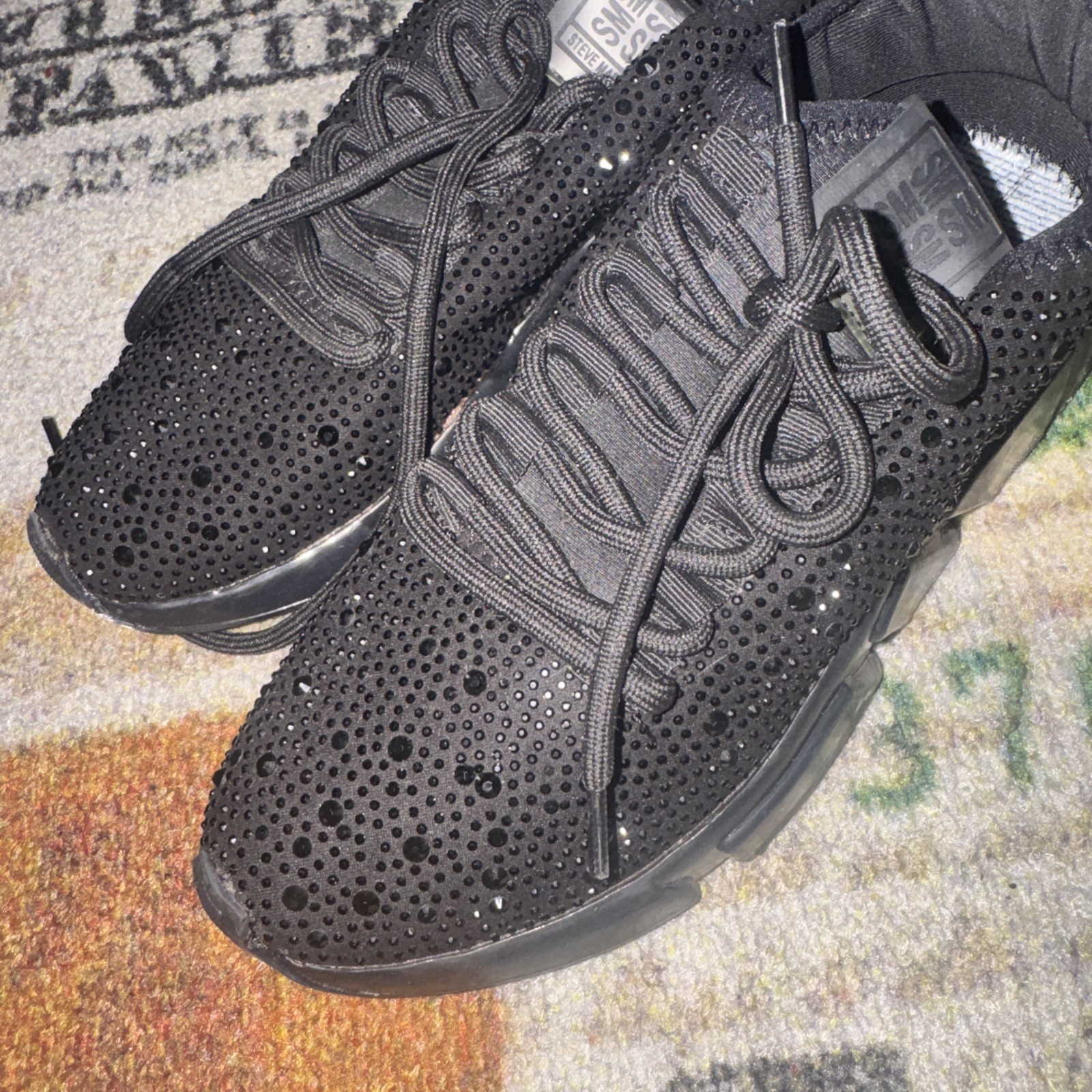 Steve Madden SM NY90 Women’s Sneakers Black Embellishment Slip On Size 7