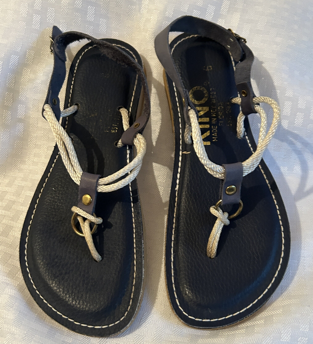 KINO Womens Navy Blue Leather Flip Flops-Size 6-Made in Key West FL