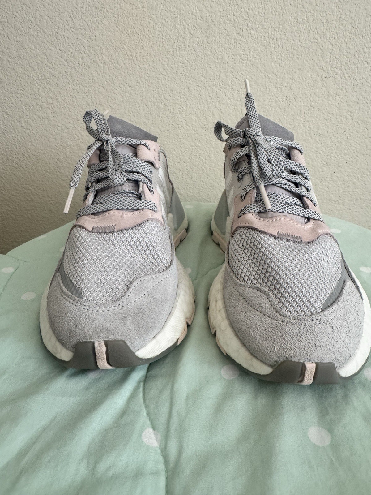 Adidas Nite Jogger Boost Grey One/Cloud White/Pink Tint Mesh Sneakers size 6