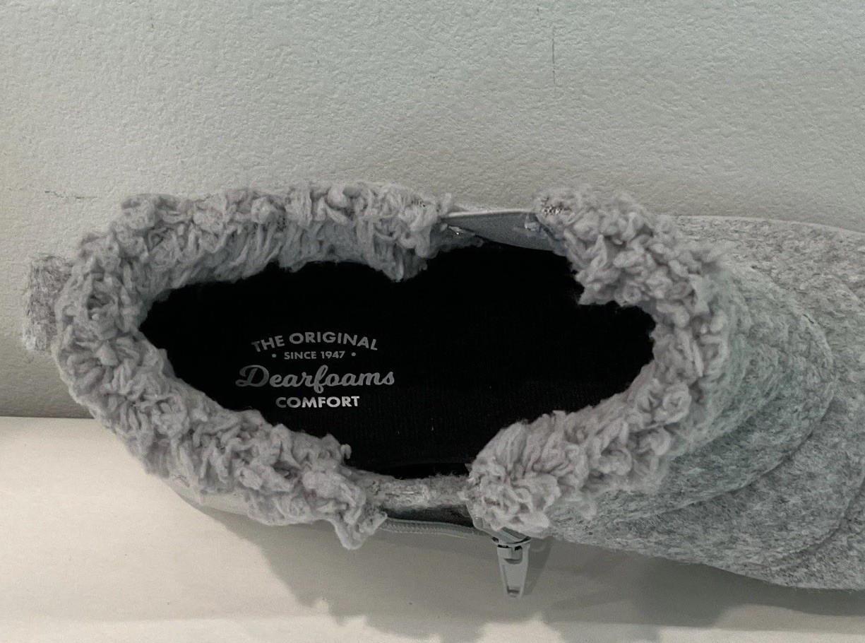 Dearfoams Naomi Women Sz 8 Light Gray Double Gore Ankle Bootie Fur Trim Zip