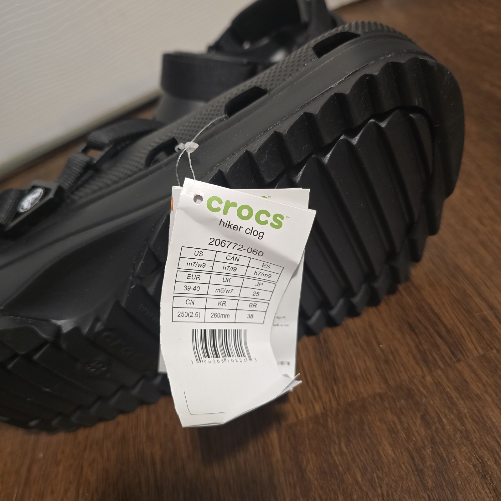 NWT Crocs Hiker Clog M7 W9 Black, Perfect Condition