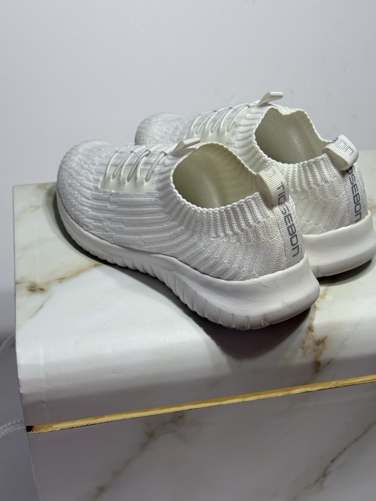 TIOSEBON White Slip On Lightweight Casual Walking Cheer Sneakers Women’s 36 (6)