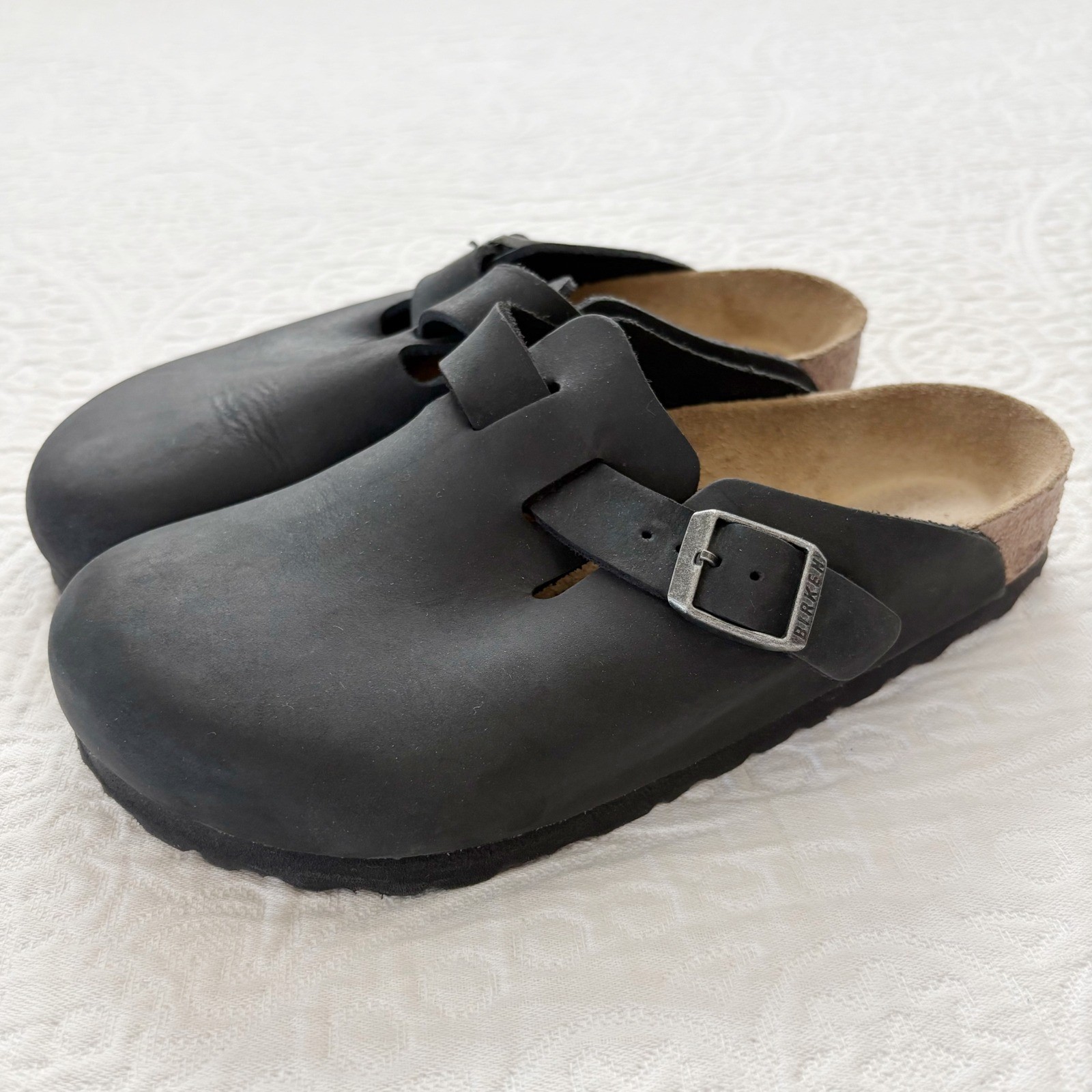 Birkenstock Women’s Oiled Leather Boston Clogs, Black Sz 36