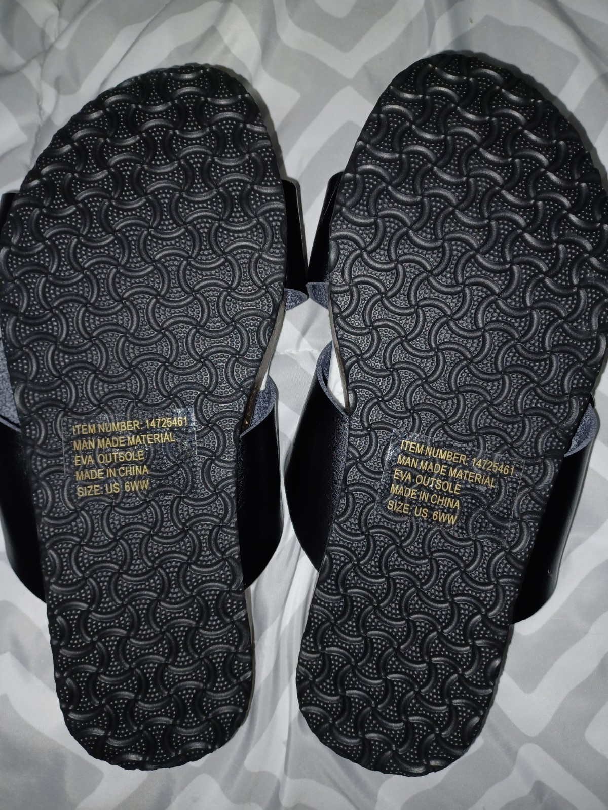 Torrid Black Slide Sandals Criss Cross Straps Adjustable Buckle Women’s 6W(6.5W)