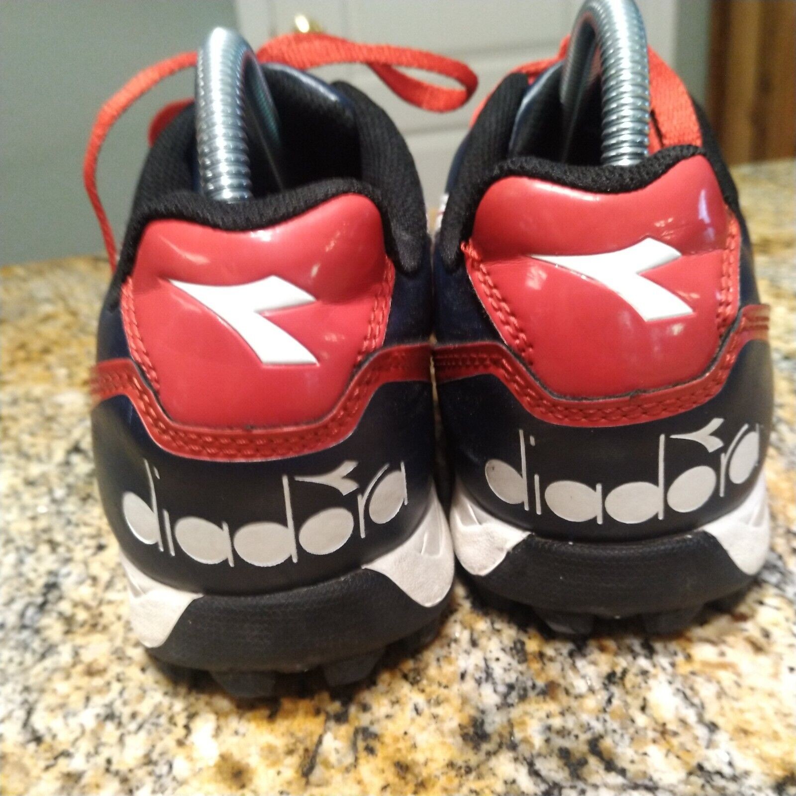 Diadora Capitano ID Indoor Soccer Shoes Navy Blue/Red Women’s Size 9 PO0508