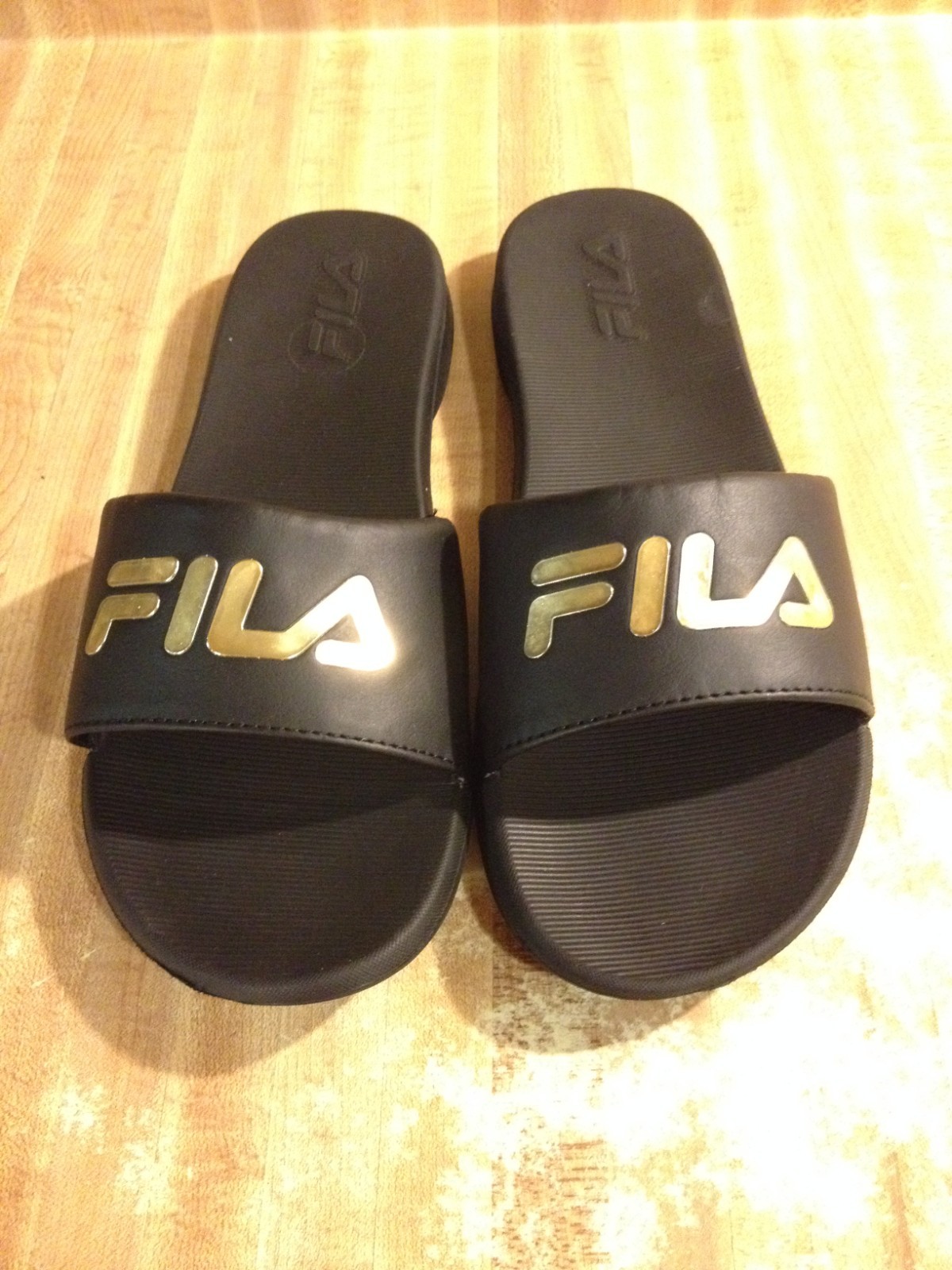 Fila Womens 10M Drifter Sleek ST Black Gold Slide Slip On Shower Sandals