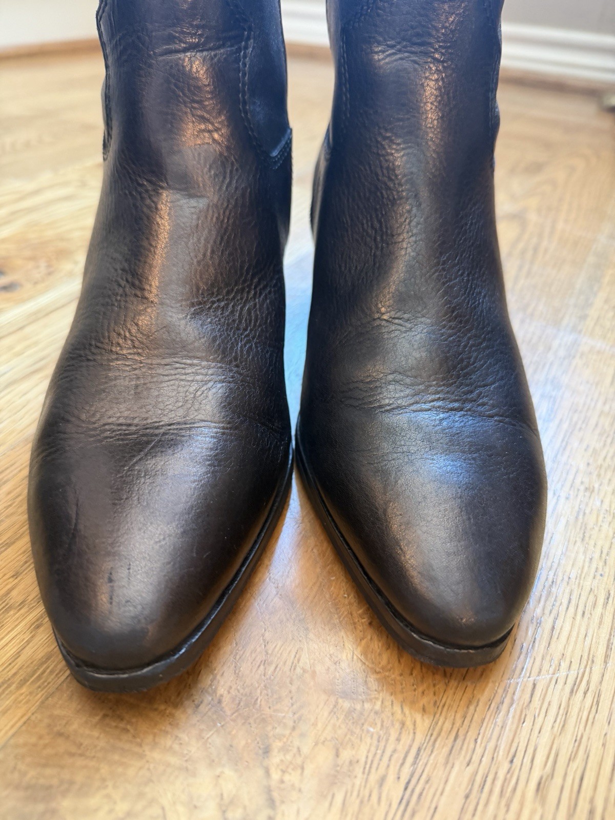 Frye Women’s Short Leather Booties Black-Size: 7.5M Block Heel Zip Up