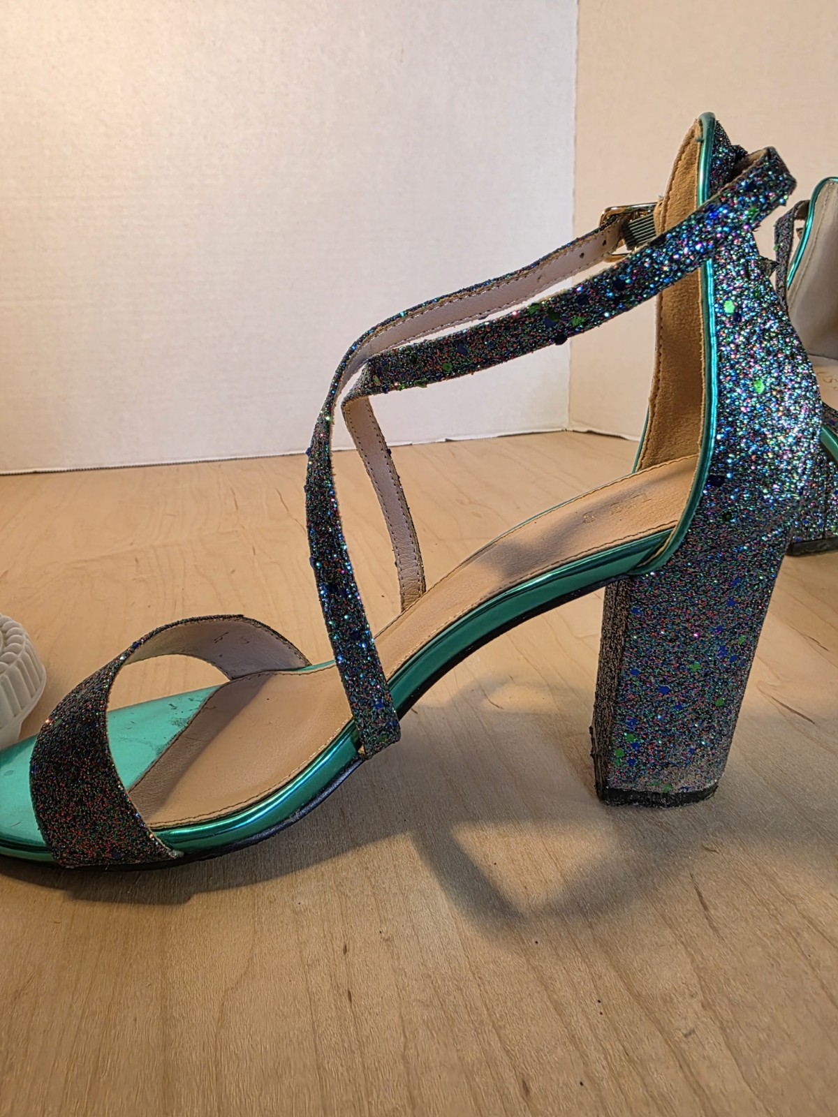 Allegra K Metallic Green Glitter Crisscross Block Heel Strapped Heels Size 8