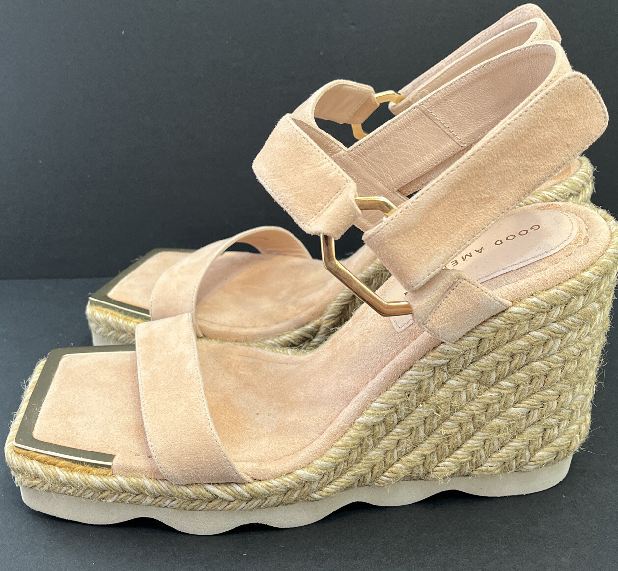 Good American Pale Pink Suede Gold Hardware Espadrille Wedge Sandals NEW Size 10