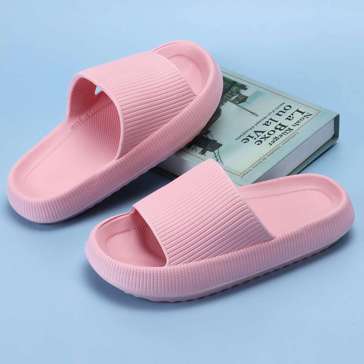 Unisex Sandals Ultra-Soft Slippers Extra Cloud EVA Soft Shoes Anti-Slip Slides